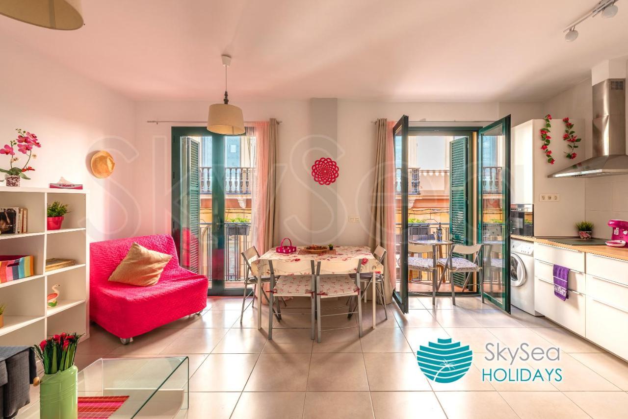 Skysea Holidays City Center Suites มาลากา ภายนอก รูปภาพ