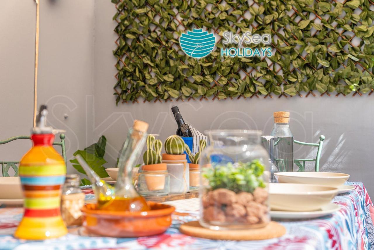 Skysea Holidays City Center Suites มาลากา ภายนอก รูปภาพ