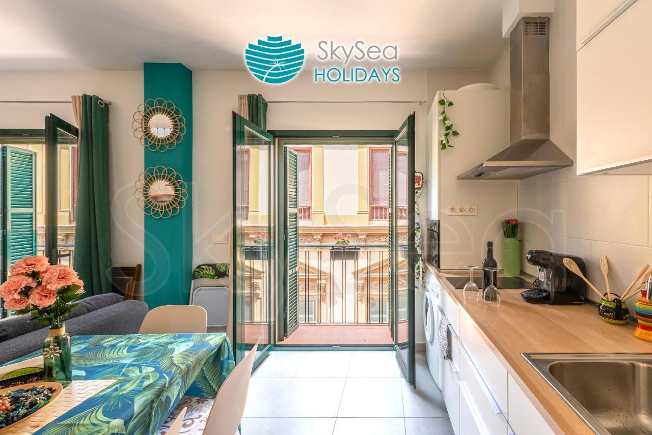 Skysea Holidays City Center Suites มาลากา ภายนอก รูปภาพ