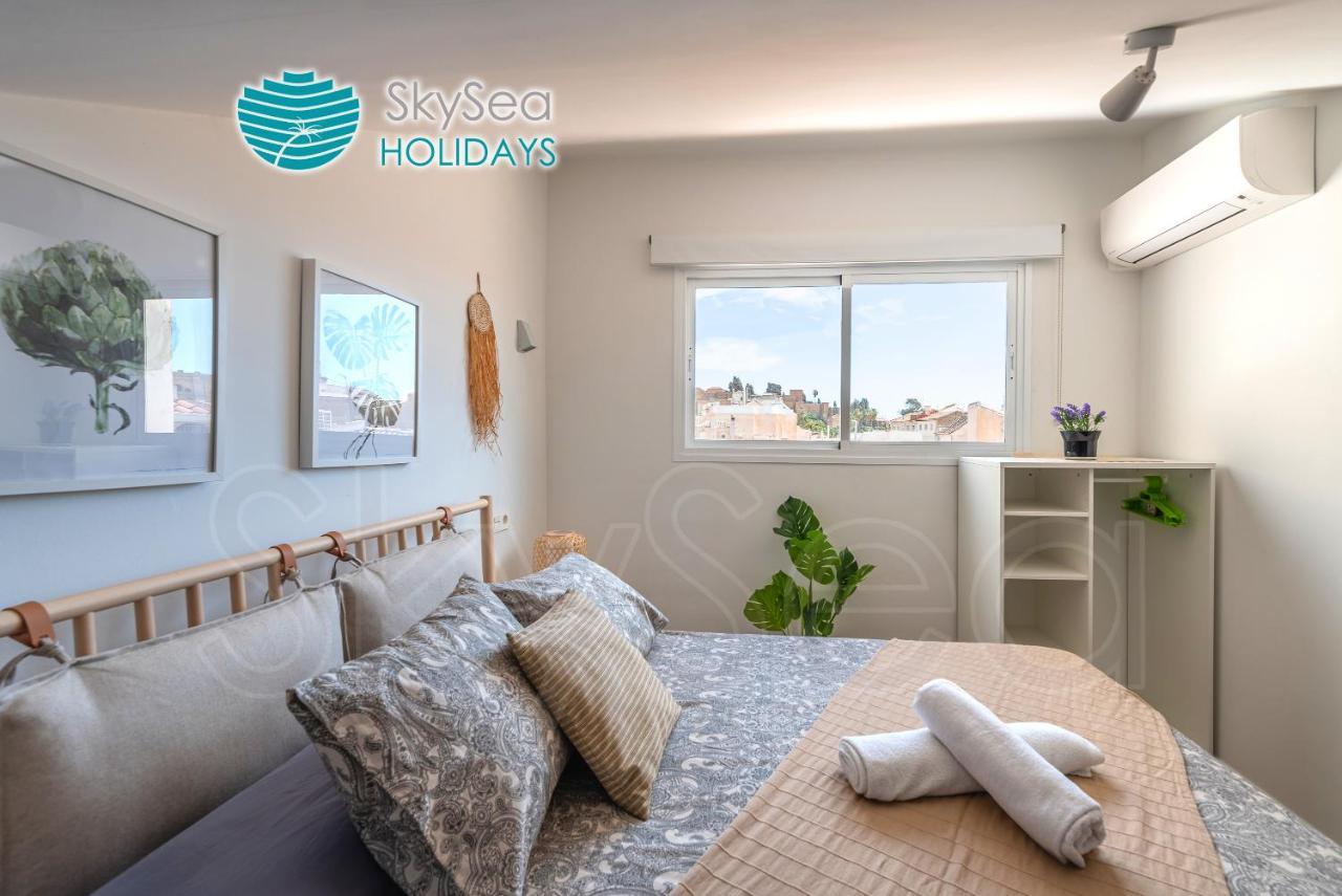 Skysea Holidays City Center Suites มาลากา ภายนอก รูปภาพ