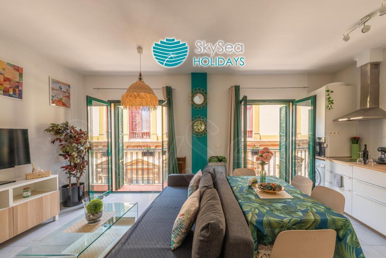 Skysea Holidays City Center Suites มาลากา ภายนอก รูปภาพ