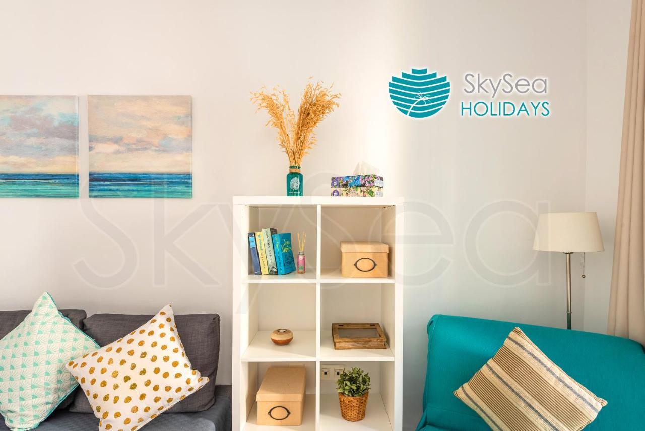 Skysea Holidays City Center Suites มาลากา ภายนอก รูปภาพ