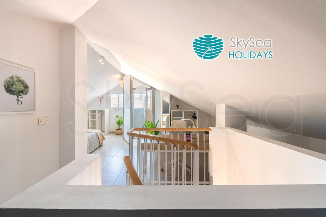 Skysea Holidays City Center Suites มาลากา ภายนอก รูปภาพ