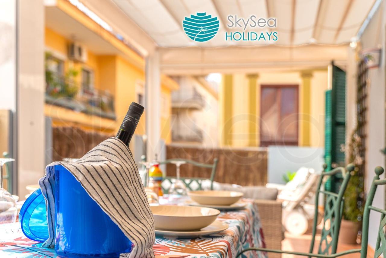 Skysea Holidays City Center Suites มาลากา ภายนอก รูปภาพ